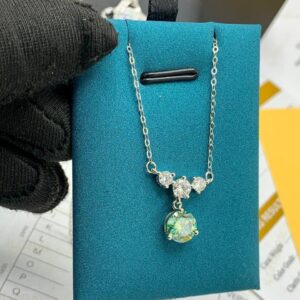 MOISSANITE NECKLACE