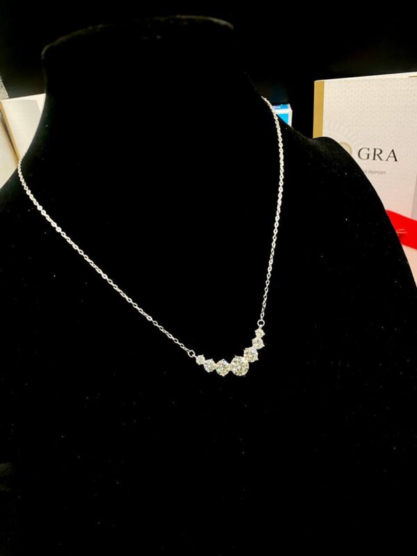MOISSANITE NECKLACE