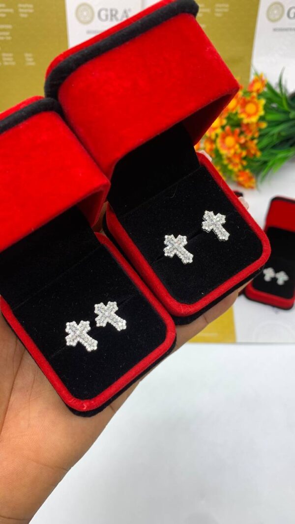 MOISSANITE CROSS EARRINGS - Image 3