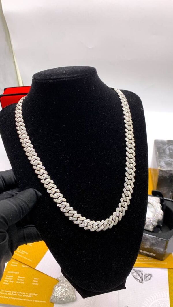 MOISSANITE NECKLACE - Image 3