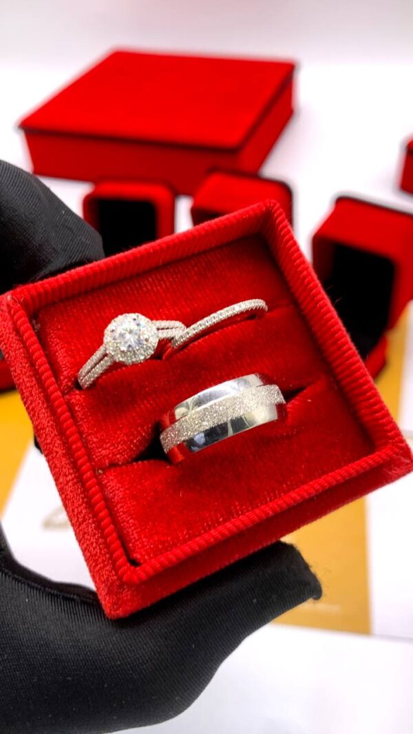 WEDDING BAND/RING