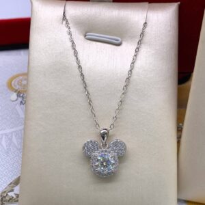 MOISSANITE NECKLACE