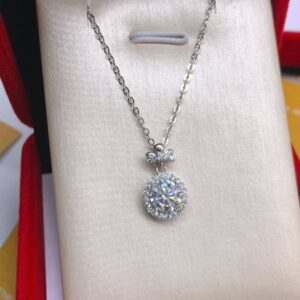 MOISSANITE NECKLACE