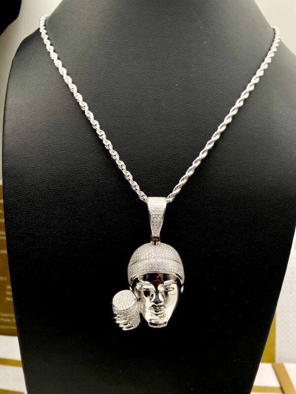 MOISSANITE NECKLACE