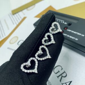 LOVE SHAPE EARRINGS