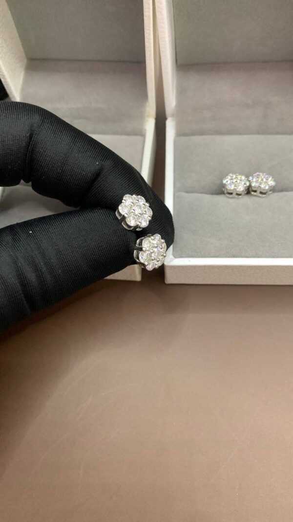 MOISSANITE ROSE SHAPE EARRINGS