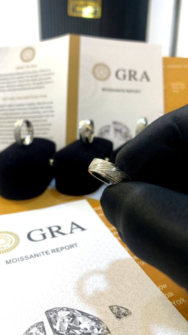 SILVER BAND/RING