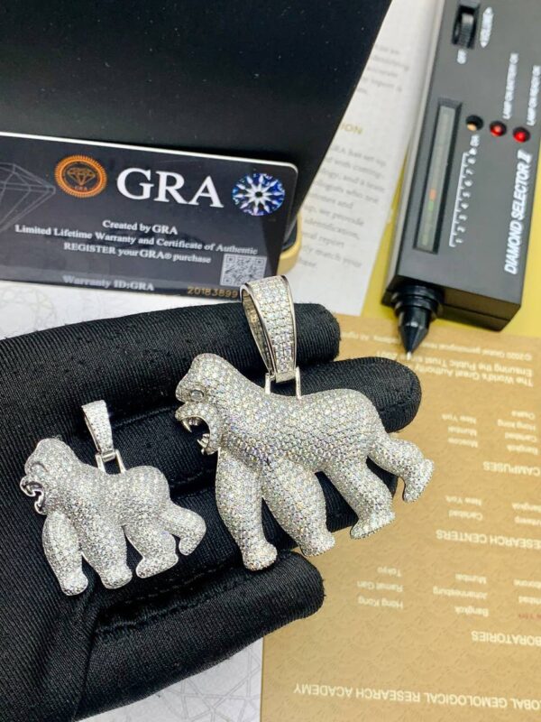 GORILLA PENDANTS - Image 2