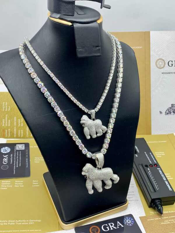 GORILLA MOISSANITE NECKLACE - Image 3