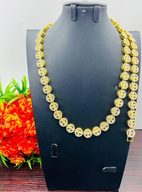 SMILEY FACE NECKLACE SET - Image 4