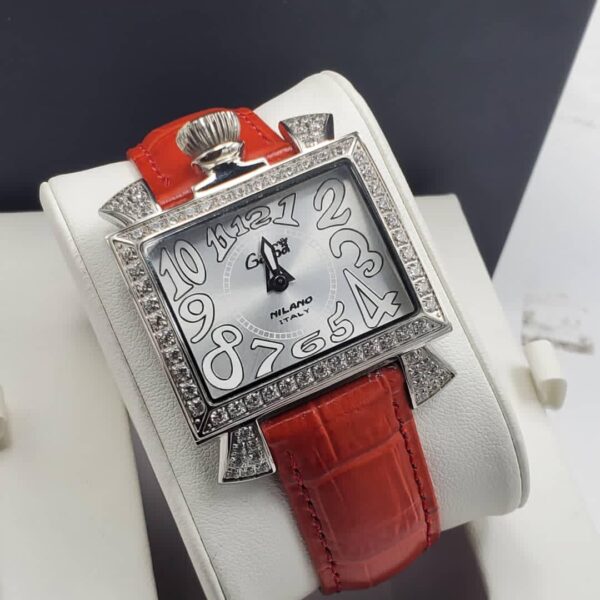 FASHION WRISTWATCH - Image 3