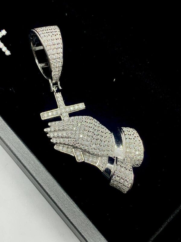 PRAYER PENDANT