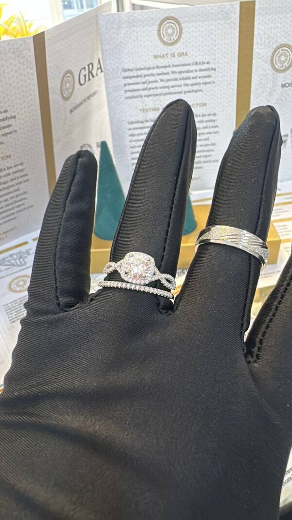 WEDDING BAND/RING
