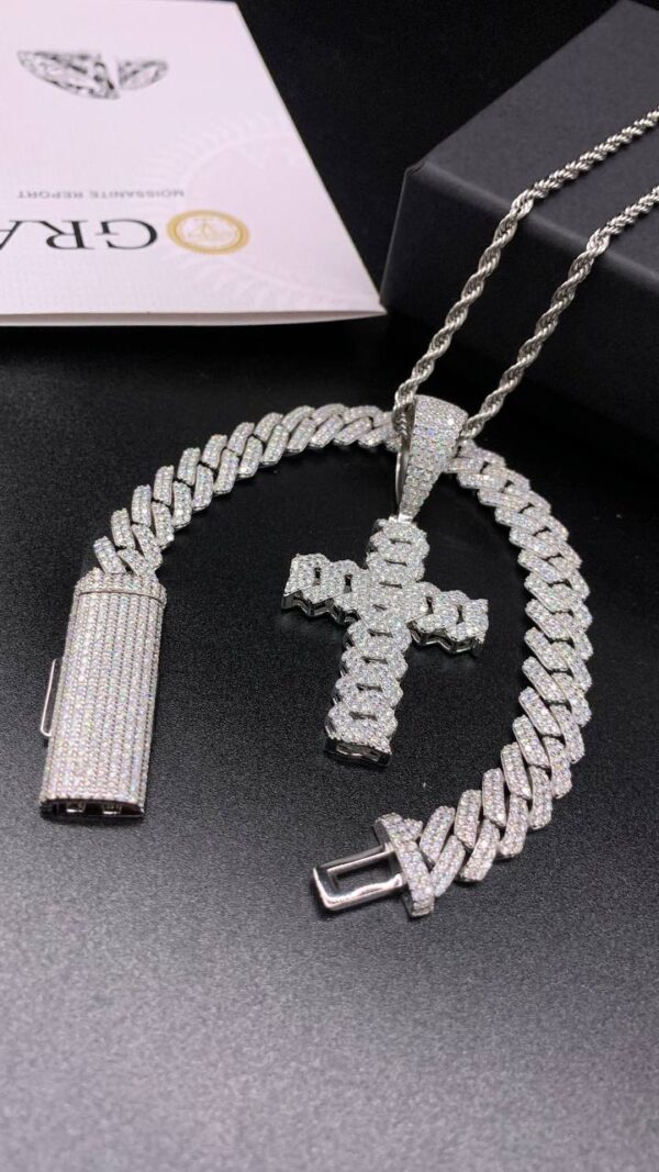 CUBAN PENDANT & BRACELET
