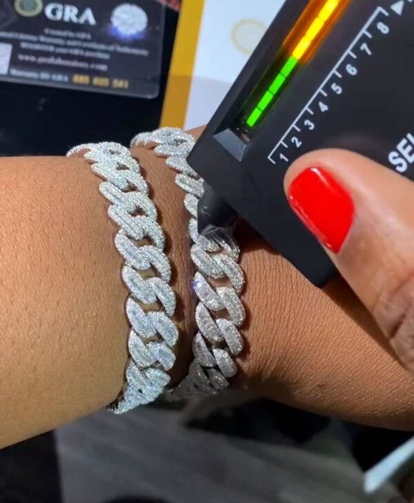 MOISSANITE BRACELET