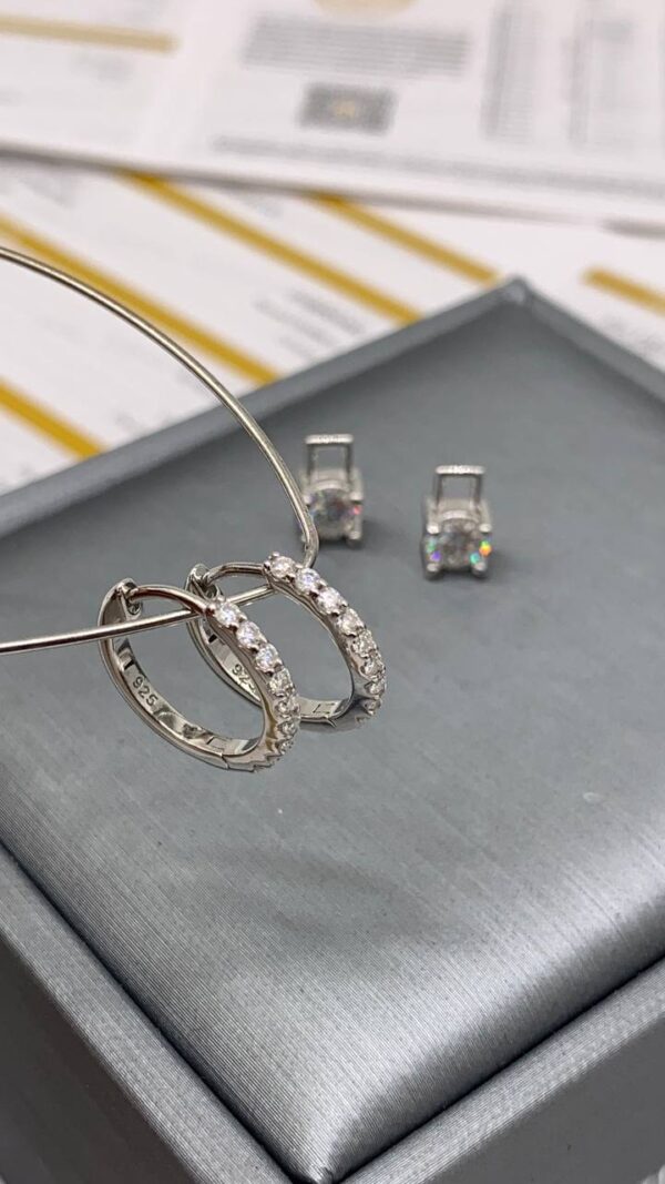 HOOP EARRINGS - Image 4