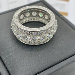 ROUND FASHION RING