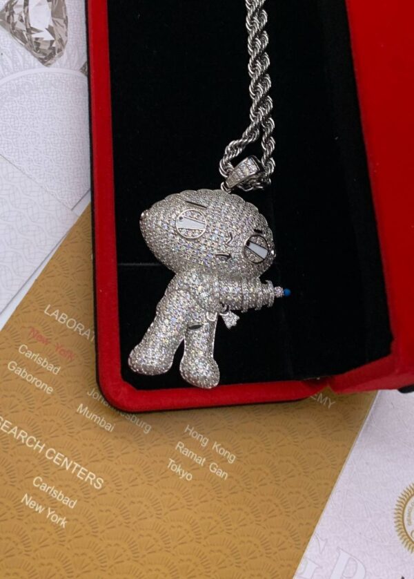 STEWIE PENDANT
