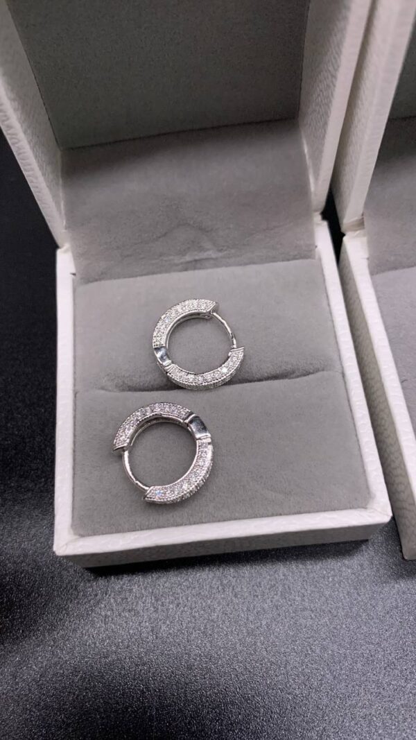 HOOP EARRINGS - Image 4