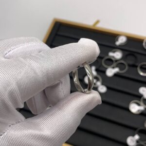WEDDING BAND/RING