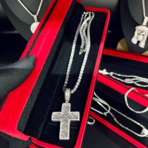 ZIRCONIA CROSS NECKLACE