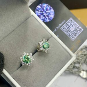 GREEN MOISSANITE EARRINGS
