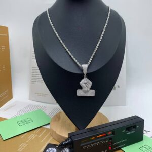 MOISSANITE PENDANT