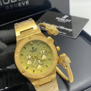 FASHION WRISTWATCH