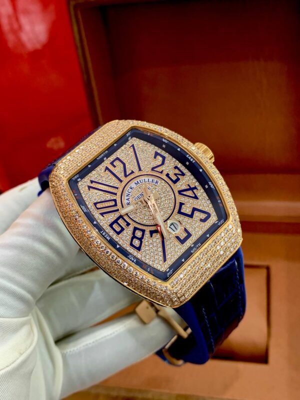 FASHION WRISTWATCH - Image 2