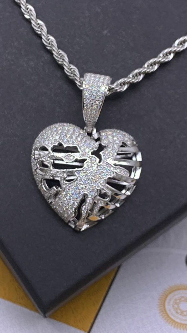 HEART PENDANT - Image 2