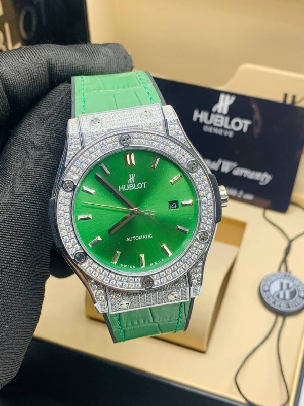 HUBLOT WRISTWATCH (C-Z)