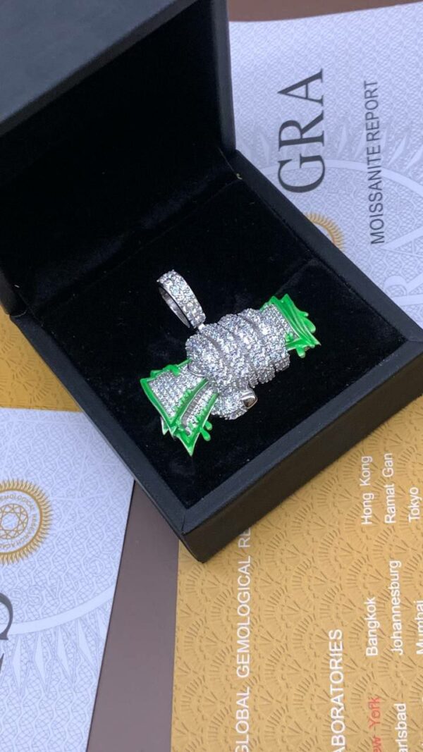 MONEY IN HAND PENDANT (GLOW IN DARK) - Image 2