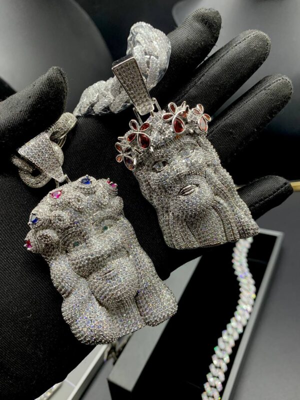 JESUS PENDANTS