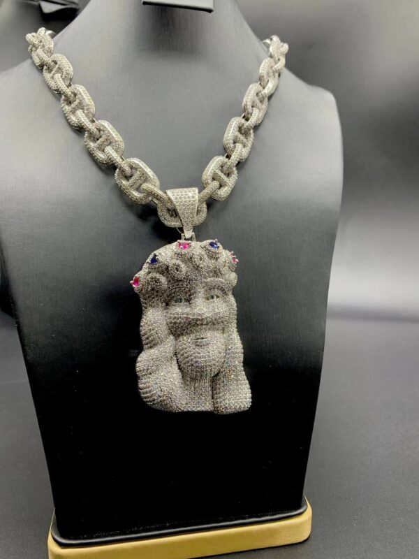 JESUS PENDANTS - Image 4
