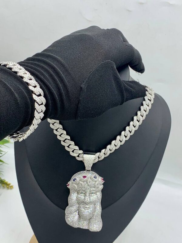 JESUS NECKLACE AND BRACELET SET - Image 3