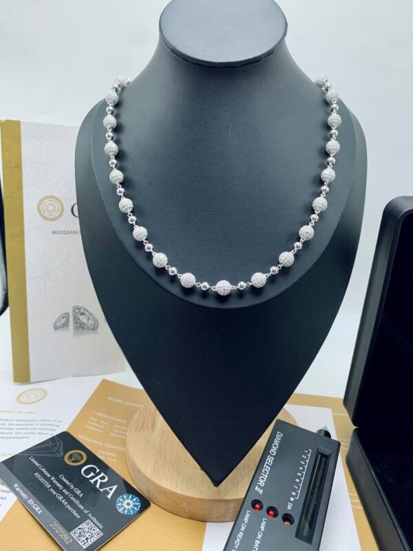 Ball Necklace