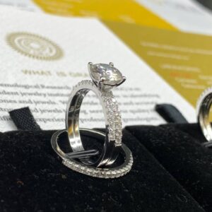 ENGAGEMENT RINGS